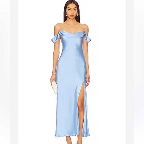 Astr Dresses & Skirts - ASTR the Label Kitura Cold Shoulder Side Slit Dress